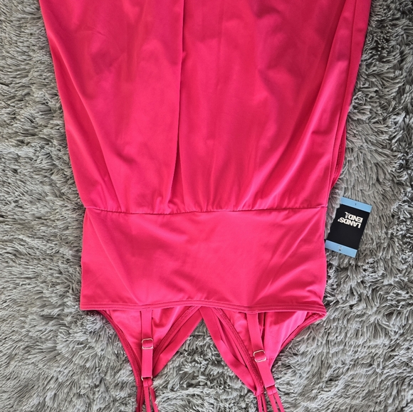 🆕️ Lands End Swim Dress - Picture 7 of 8
